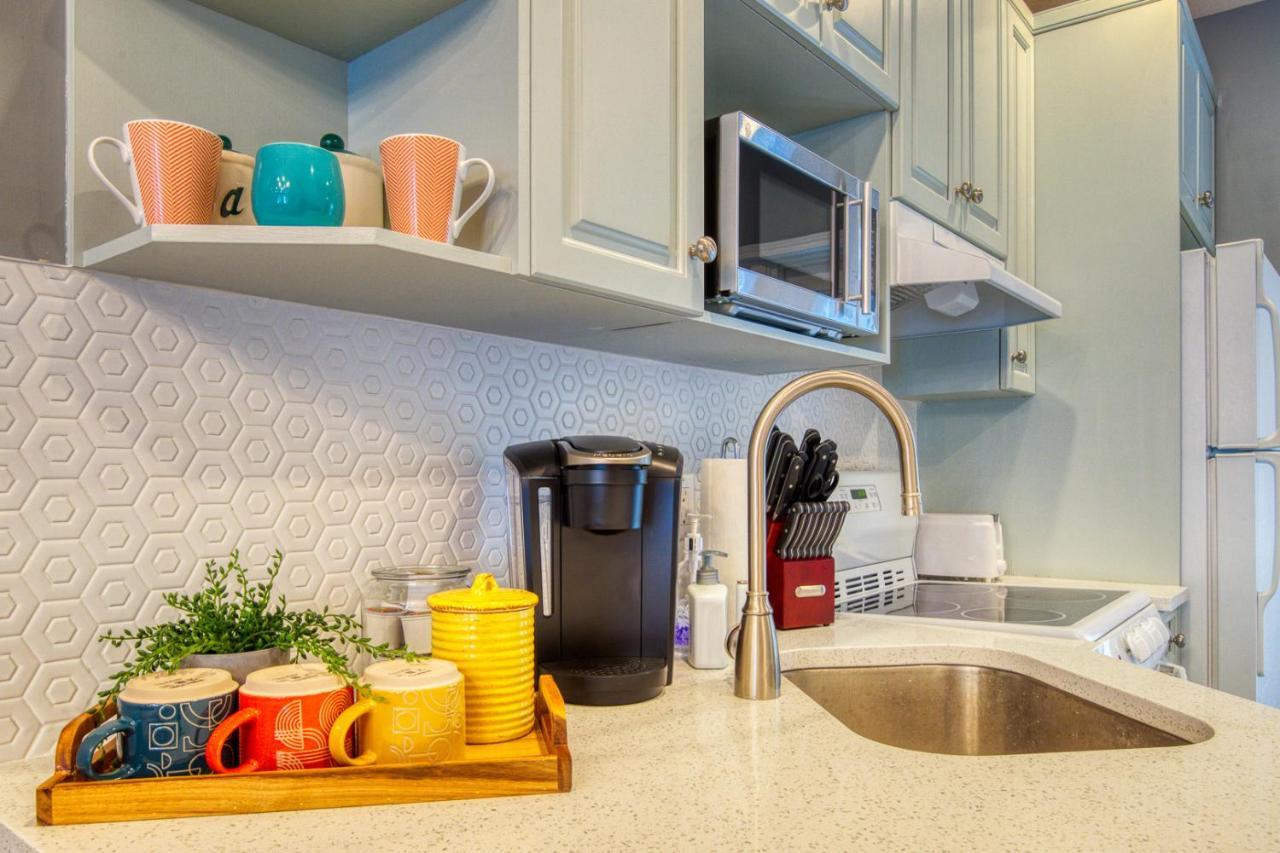 Beautiful Newly Reno 2Bdm 2 Bth Sleep Up To 6 Adults & Kids Mountain View Townhouse Suite Canmore Bagian luar foto