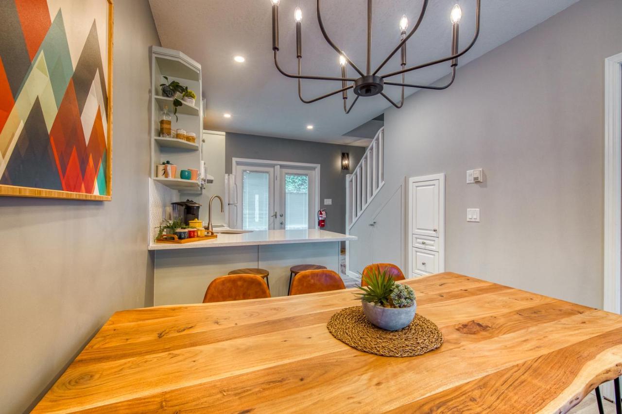 Beautiful Newly Reno 2Bdm 2 Bth Sleep Up To 6 Adults & Kids Mountain View Townhouse Suite Canmore Bagian luar foto