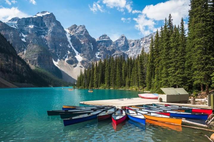 Beautiful Newly Reno 2Bdm 2 Bth Sleep Up To 6 Adults & Kids Mountain View Townhouse Suite Canmore Bagian luar foto